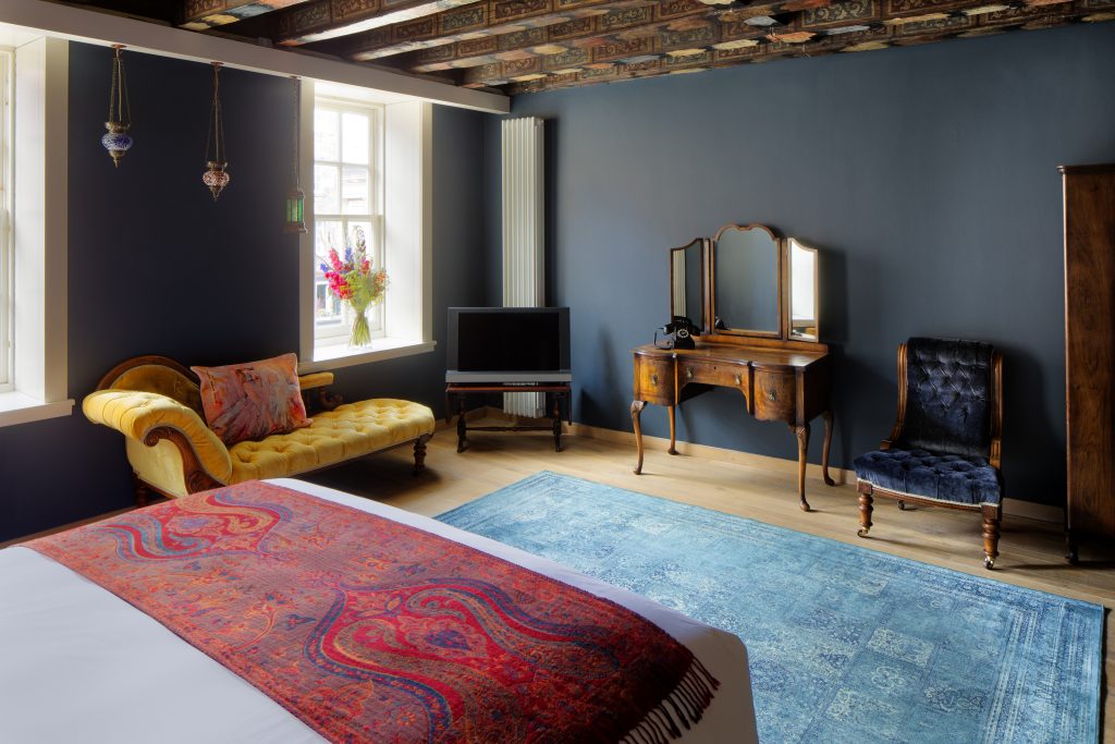 judy-r-clark-bedroom-1